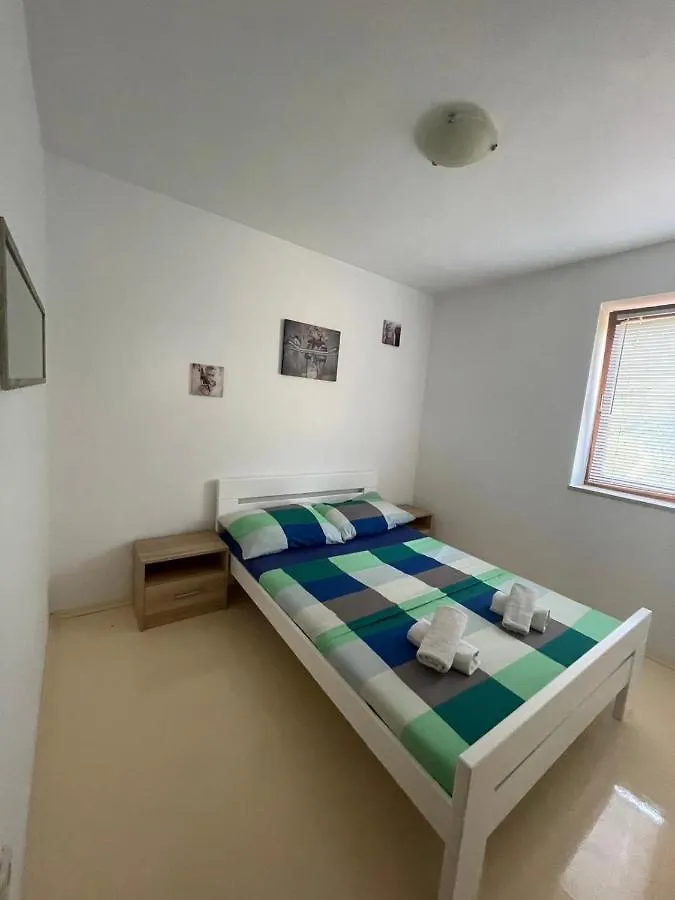 First Choice Apartment Nerezine Croatia