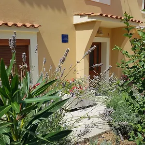 Lu Apartman